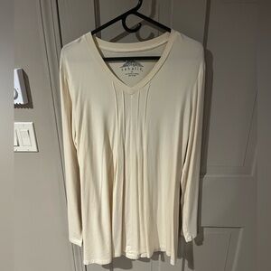 Pastel yellow long sleeve long shirt